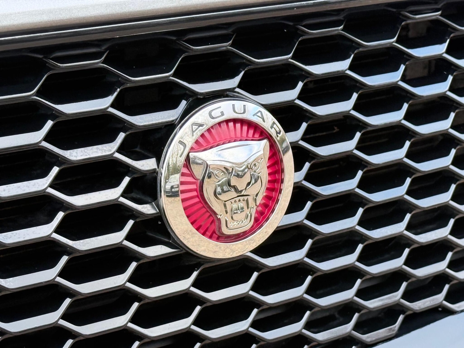 Used Jaguar E-Pace 2018 for sale - 77468036: Photo 44