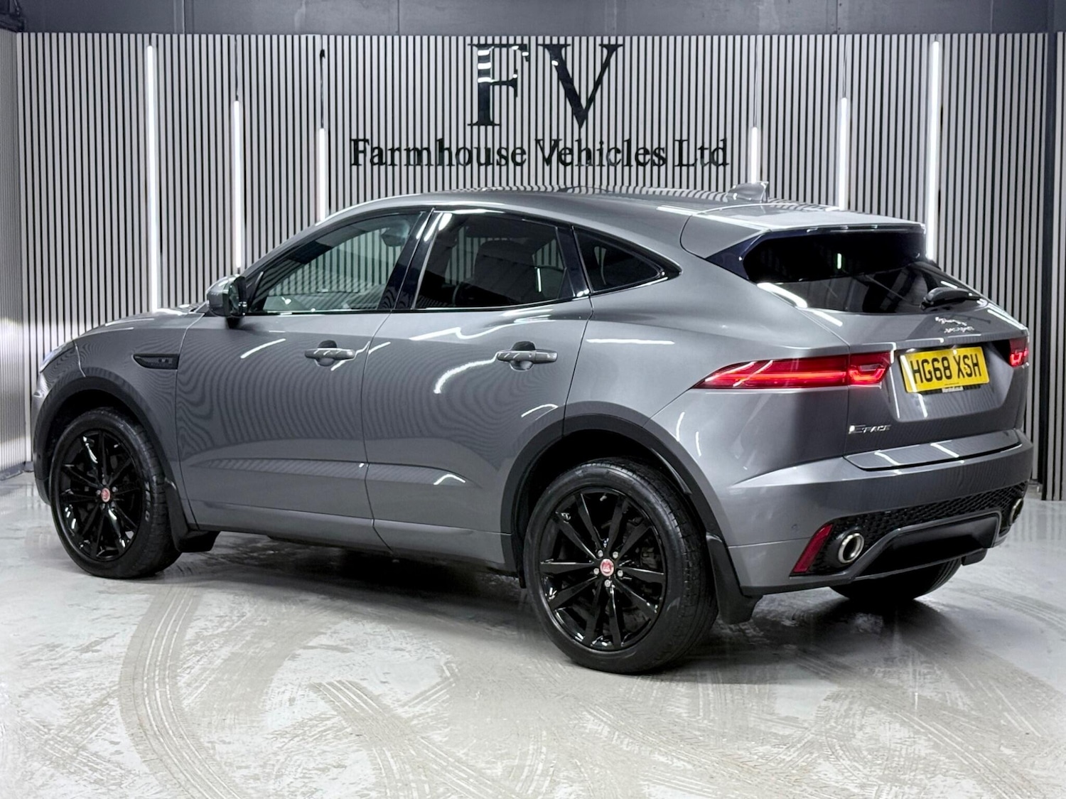 Used Jaguar E-Pace 2018 for sale - 77468036: Photo 5