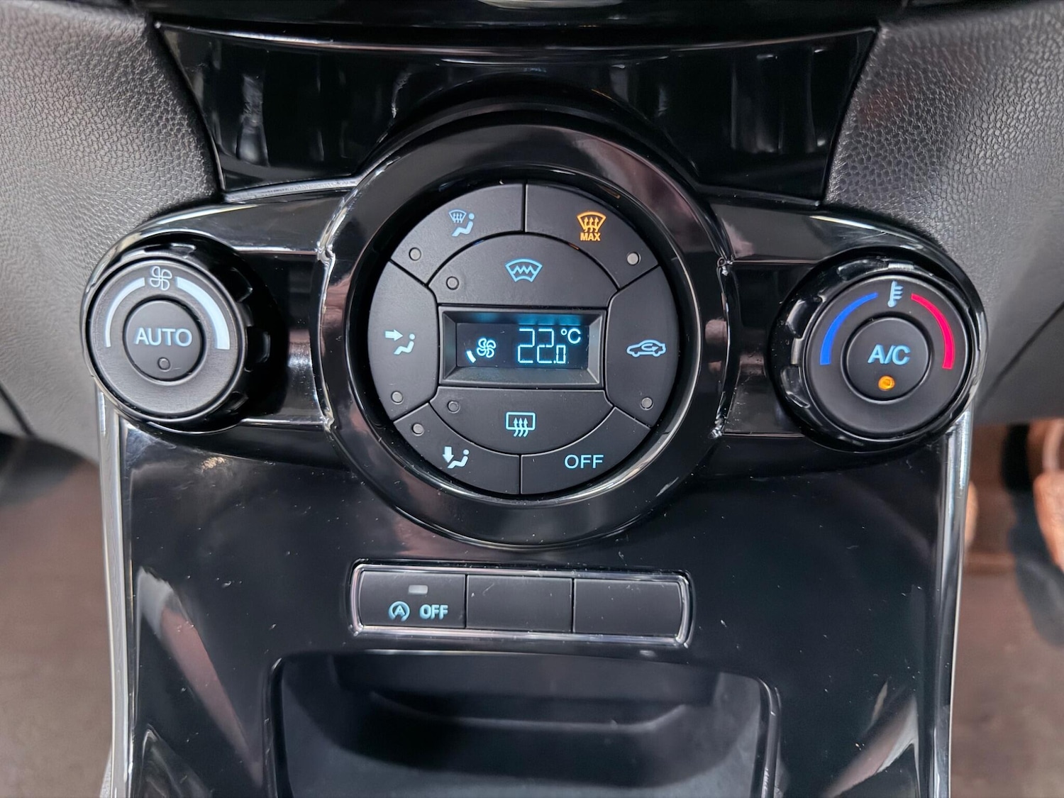 Used Ford Fiesta 2013 for sale - 78148180: Photo 33