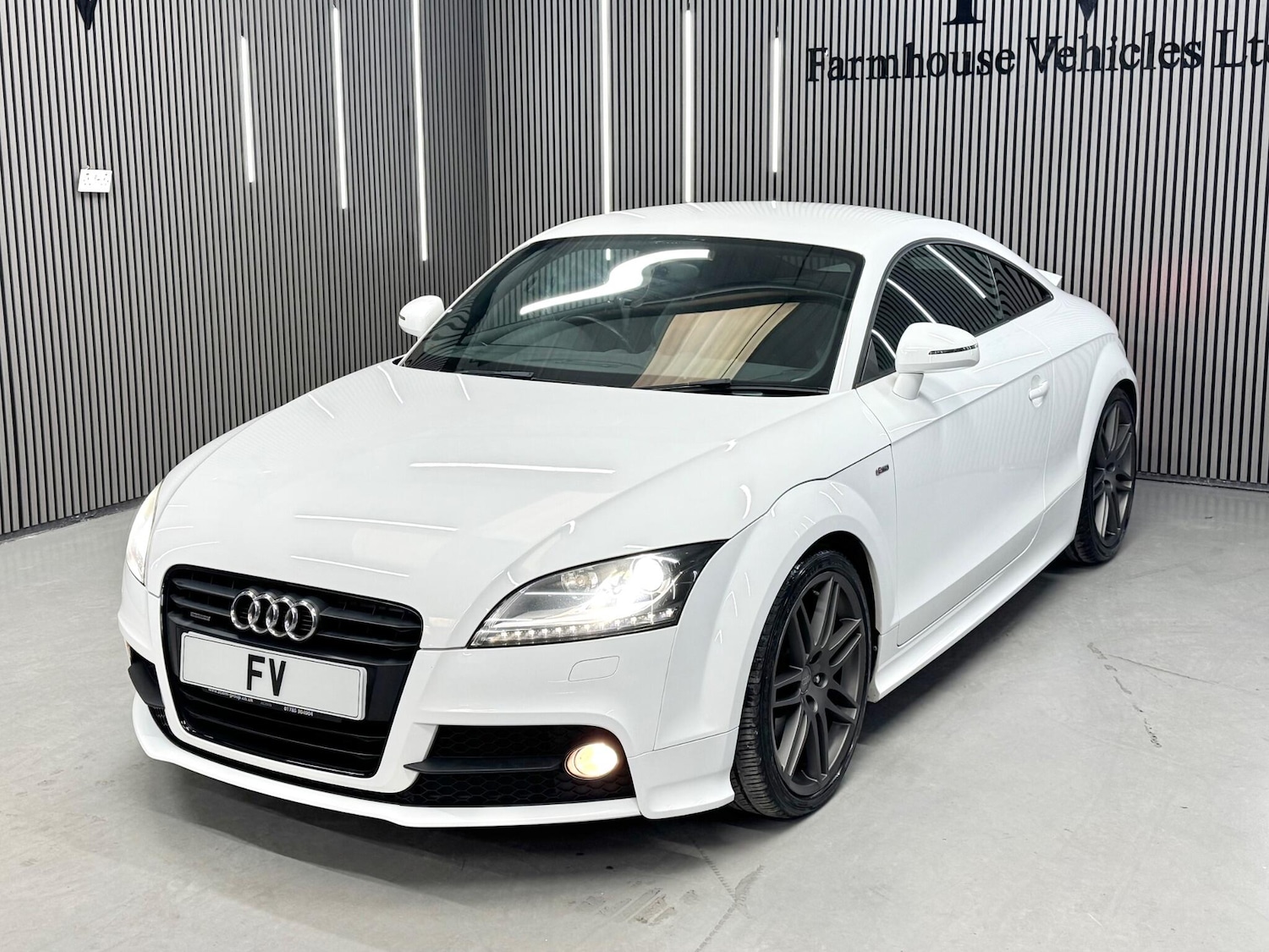 Used Audi TT 2011 for sale - 77114173: Photo 11