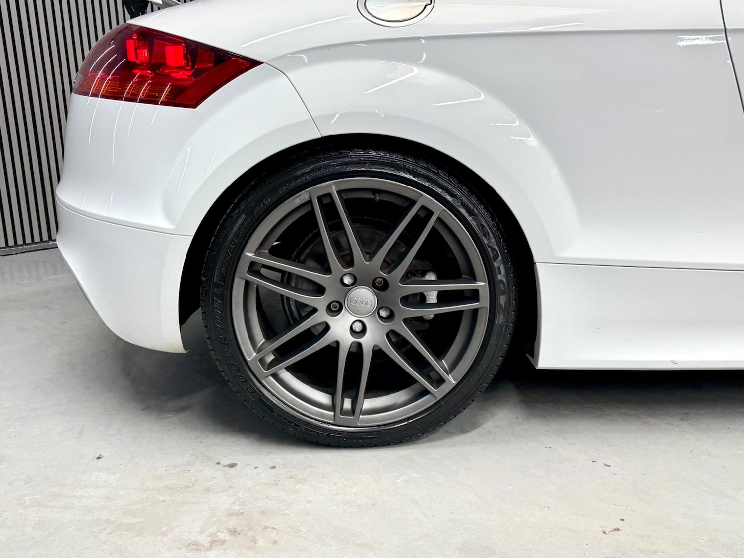 Used Audi TT 2011 for sale - 77114173: Photo 17