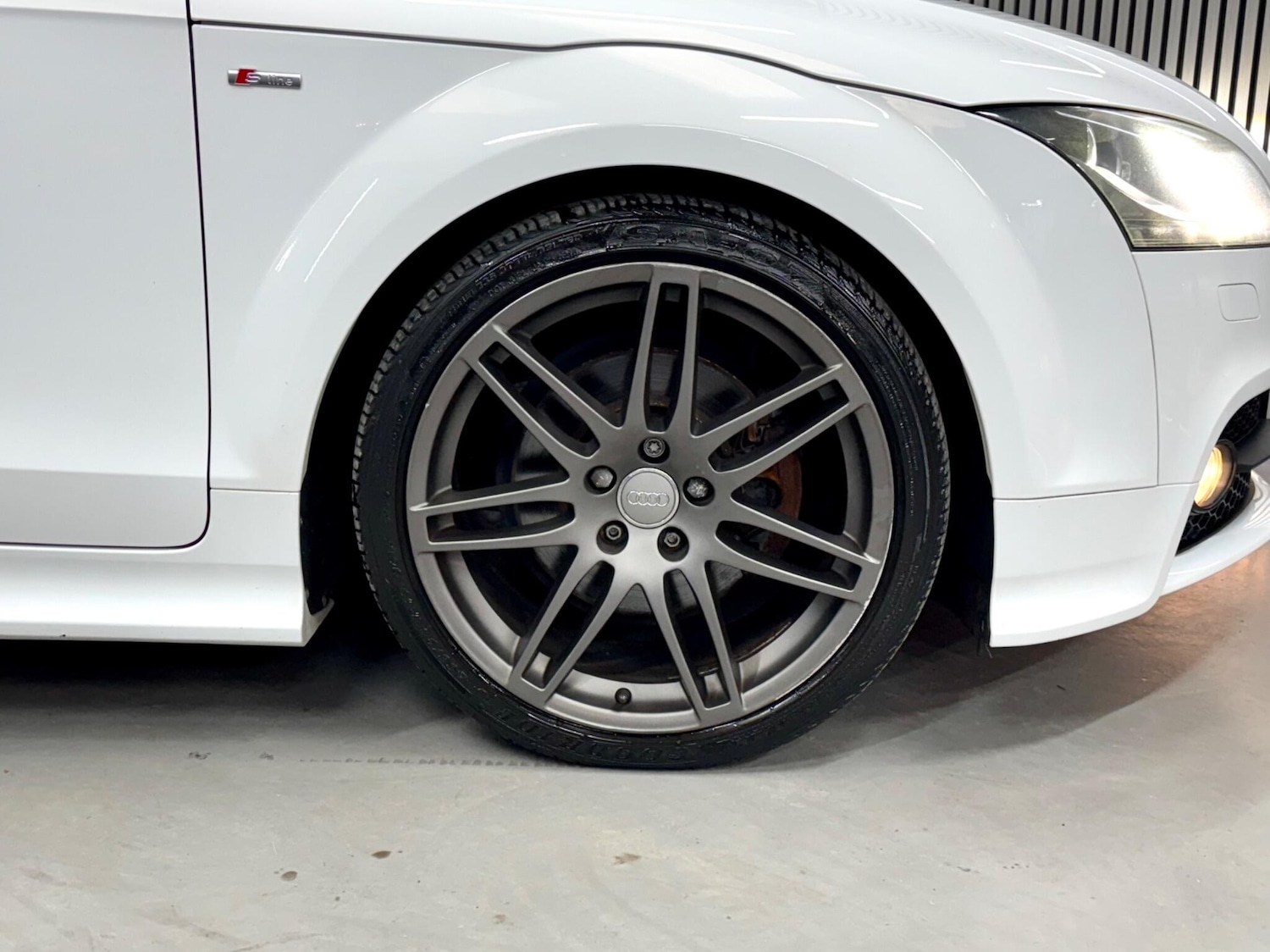 Used Audi TT 2011 for sale - 77114173: Photo 18