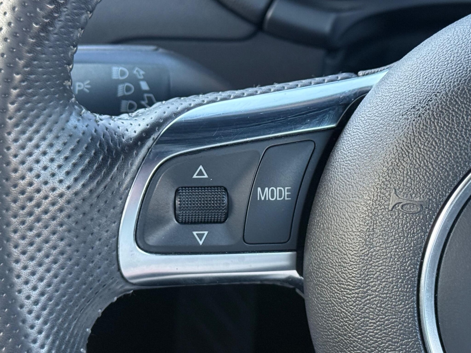 Used Audi TT 2011 for sale - 77114173: Photo 29