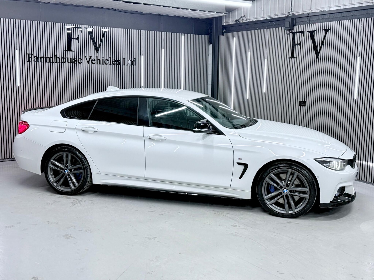 Used BMW 4 Series 2017 for sale - 77114184: Photo 2