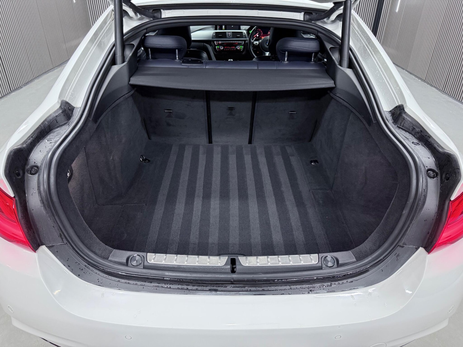 Used BMW 4 Series 2017 for sale - 77114184: Photo 60