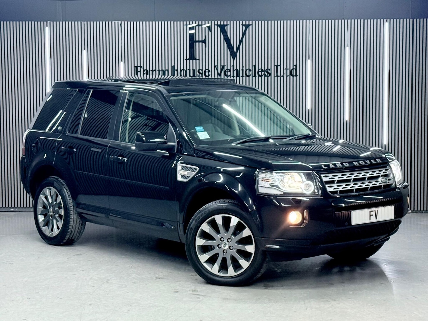 Used Land Rover Freelander 2013 for sale - 77114178: Photo 1