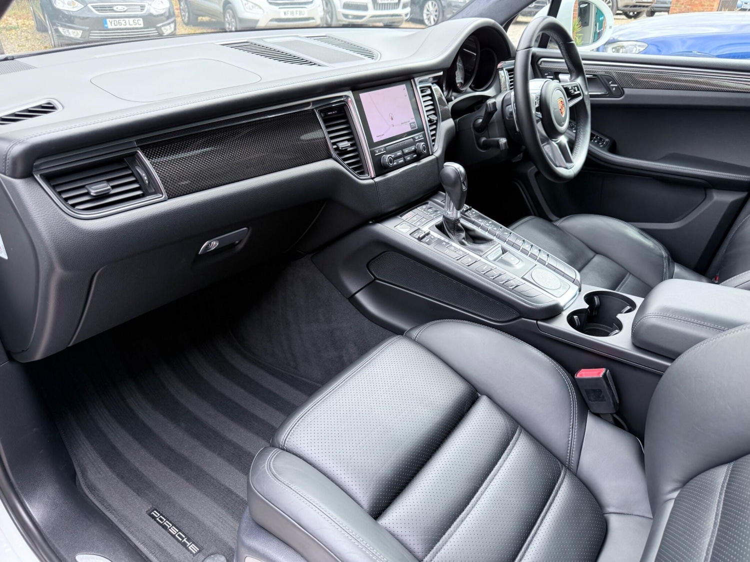 Used Porsche Macan 2016 for sale - 77114189: Photo 23