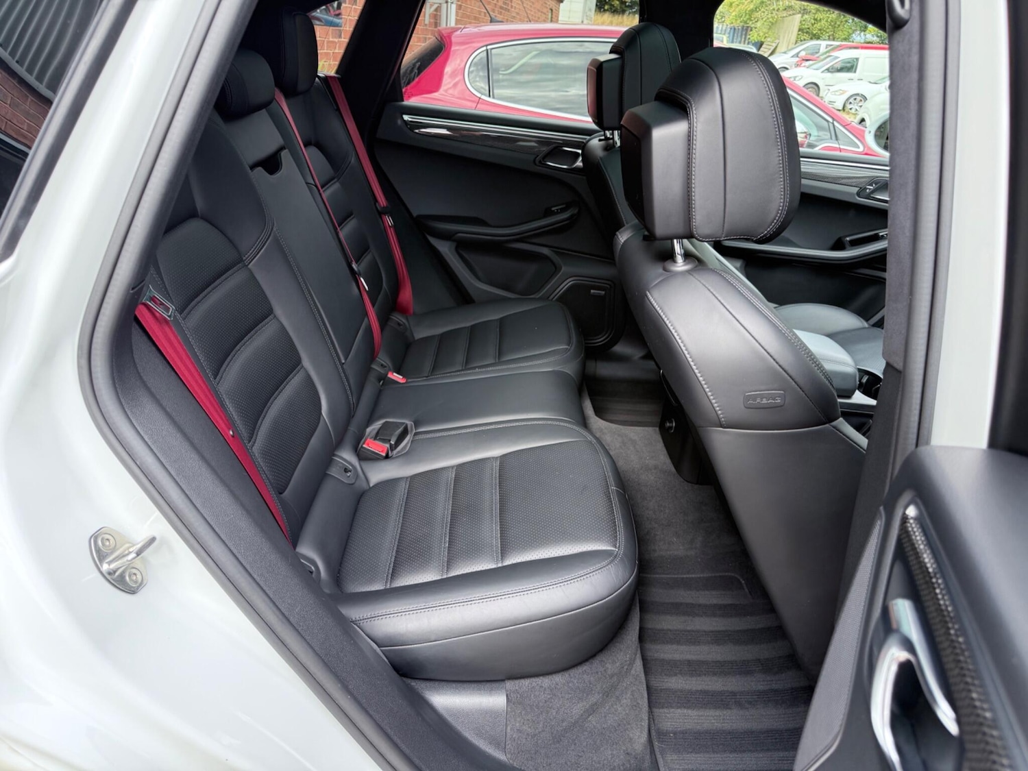 Used Porsche Macan 2016 for sale - 77114189: Photo 26