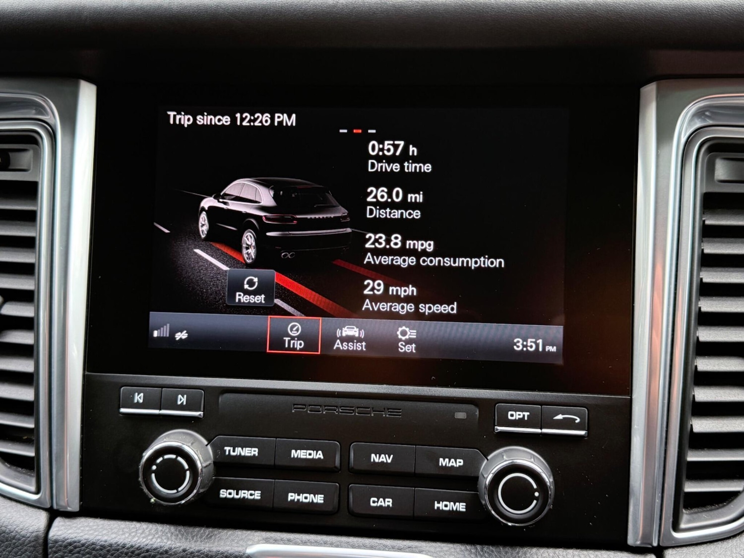 Used Porsche Macan 2016 for sale - 77114189: Photo 33