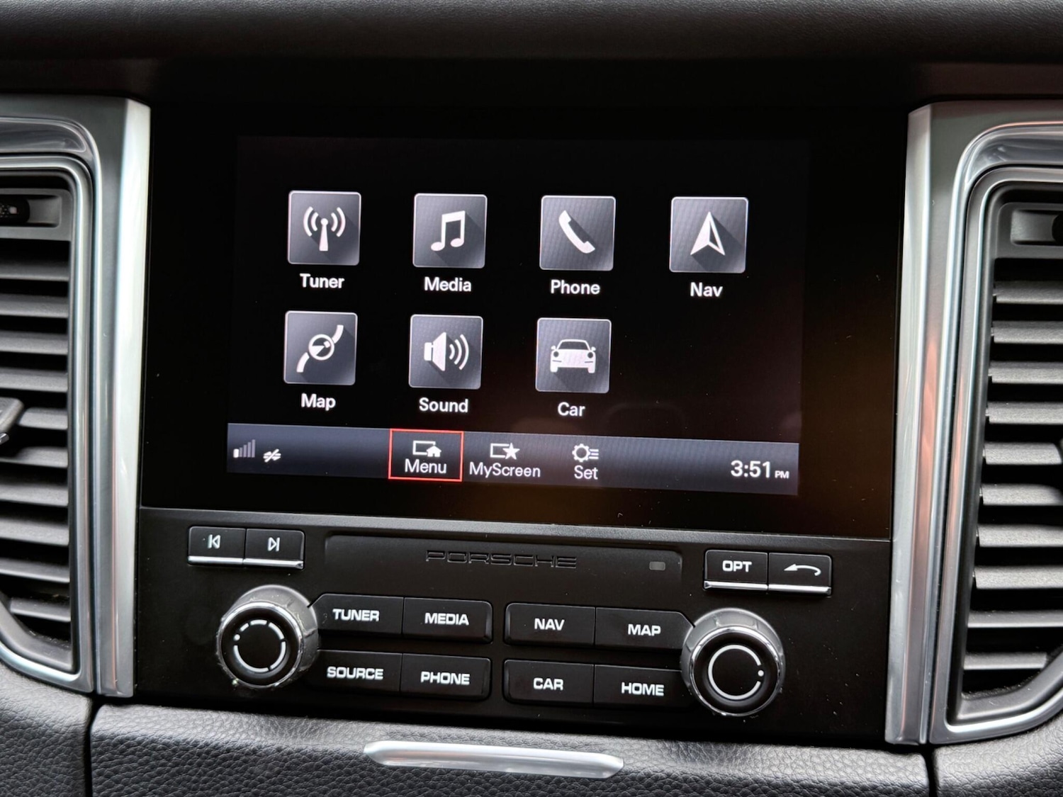 Used Porsche Macan 2016 for sale - 77114189: Photo 34