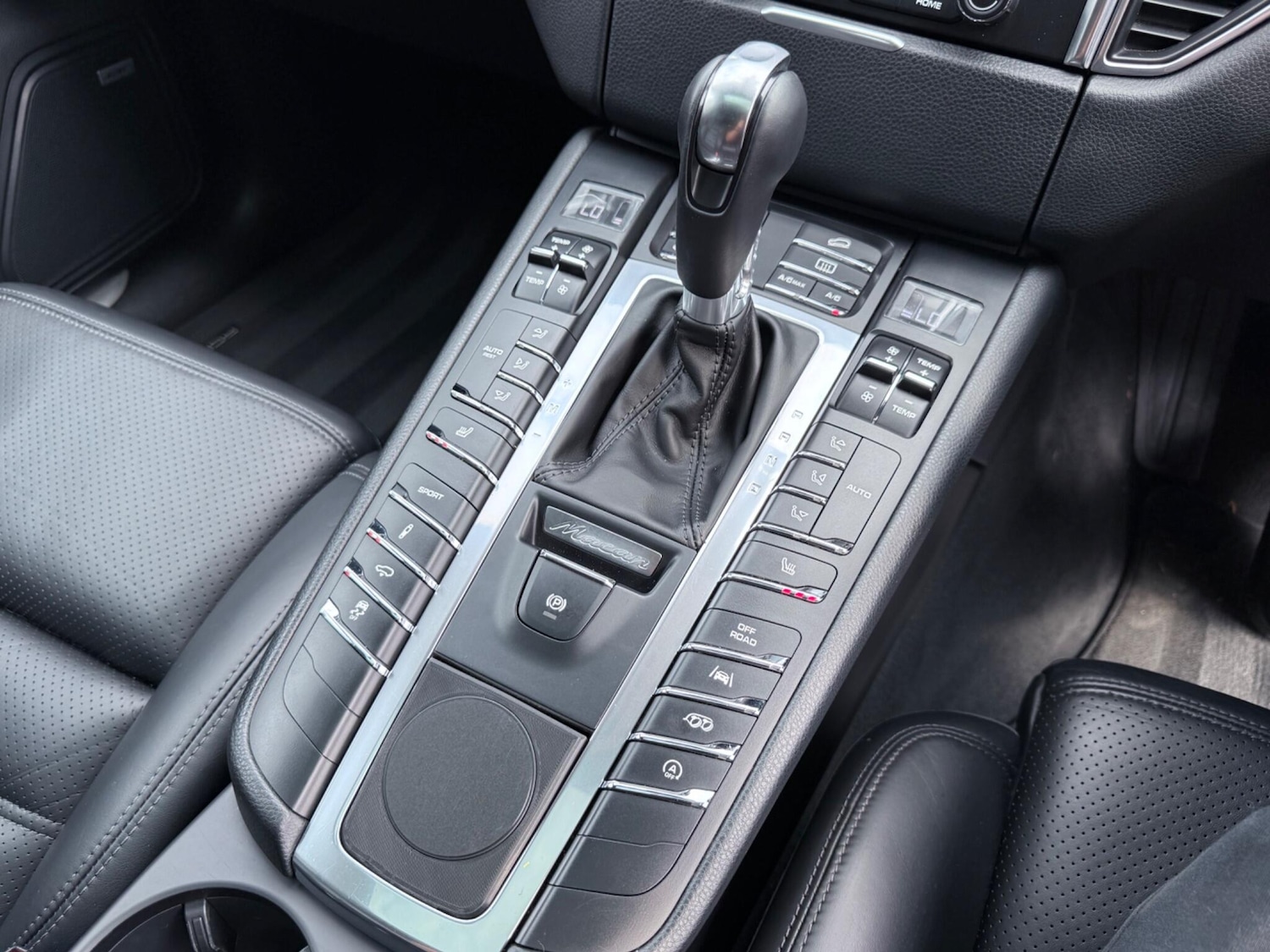 Used Porsche Macan 2016 for sale - 77114189: Photo 40