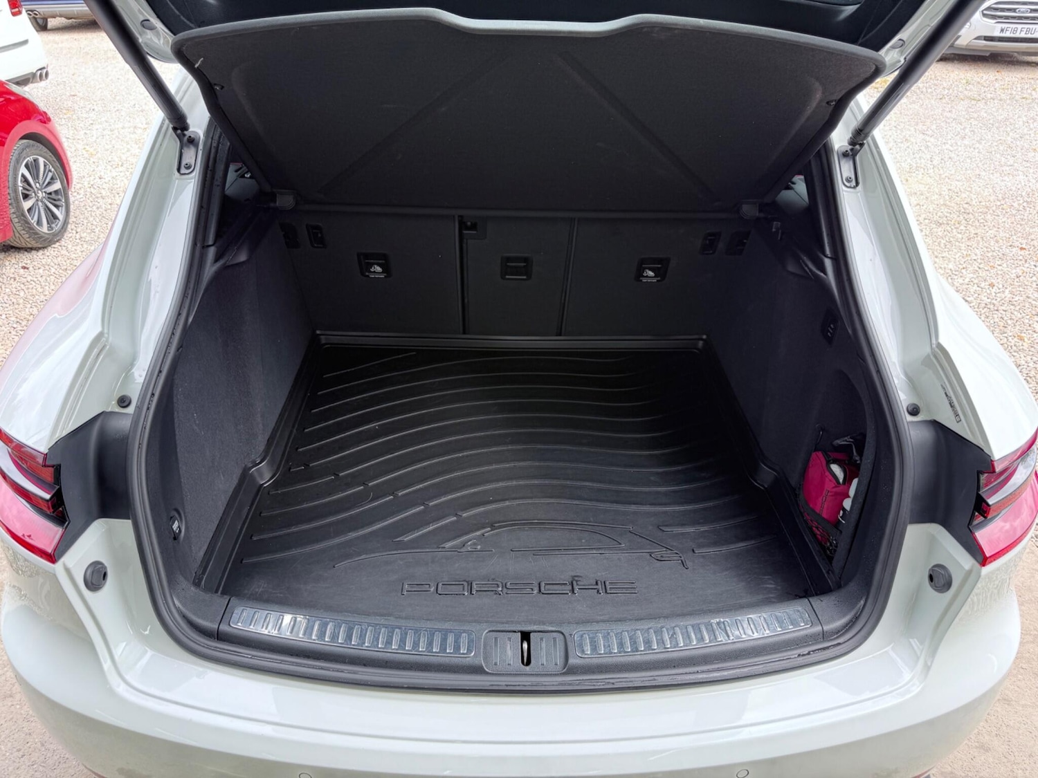 Used Porsche Macan 2016 for sale - 77114189: Photo 62