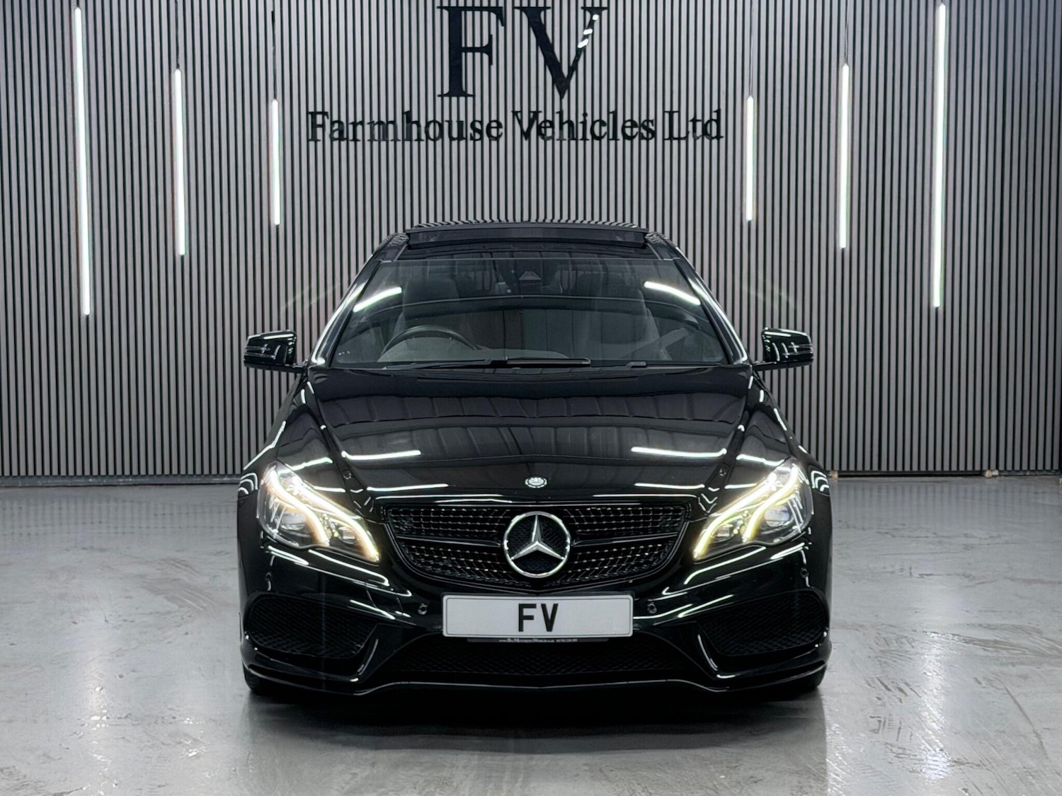 Used Mercedes-Benz E Class 2014 for sale - 77114168: Photo 3