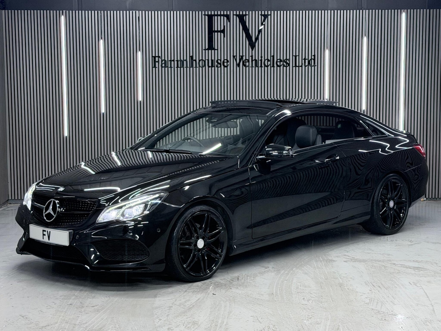 Used Mercedes-Benz E Class 2014 for sale - 77114168: Photo 4