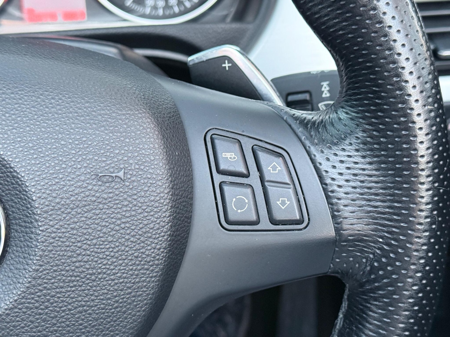 Used BMW 3 Series 2010 for sale - 77114187: Photo 33