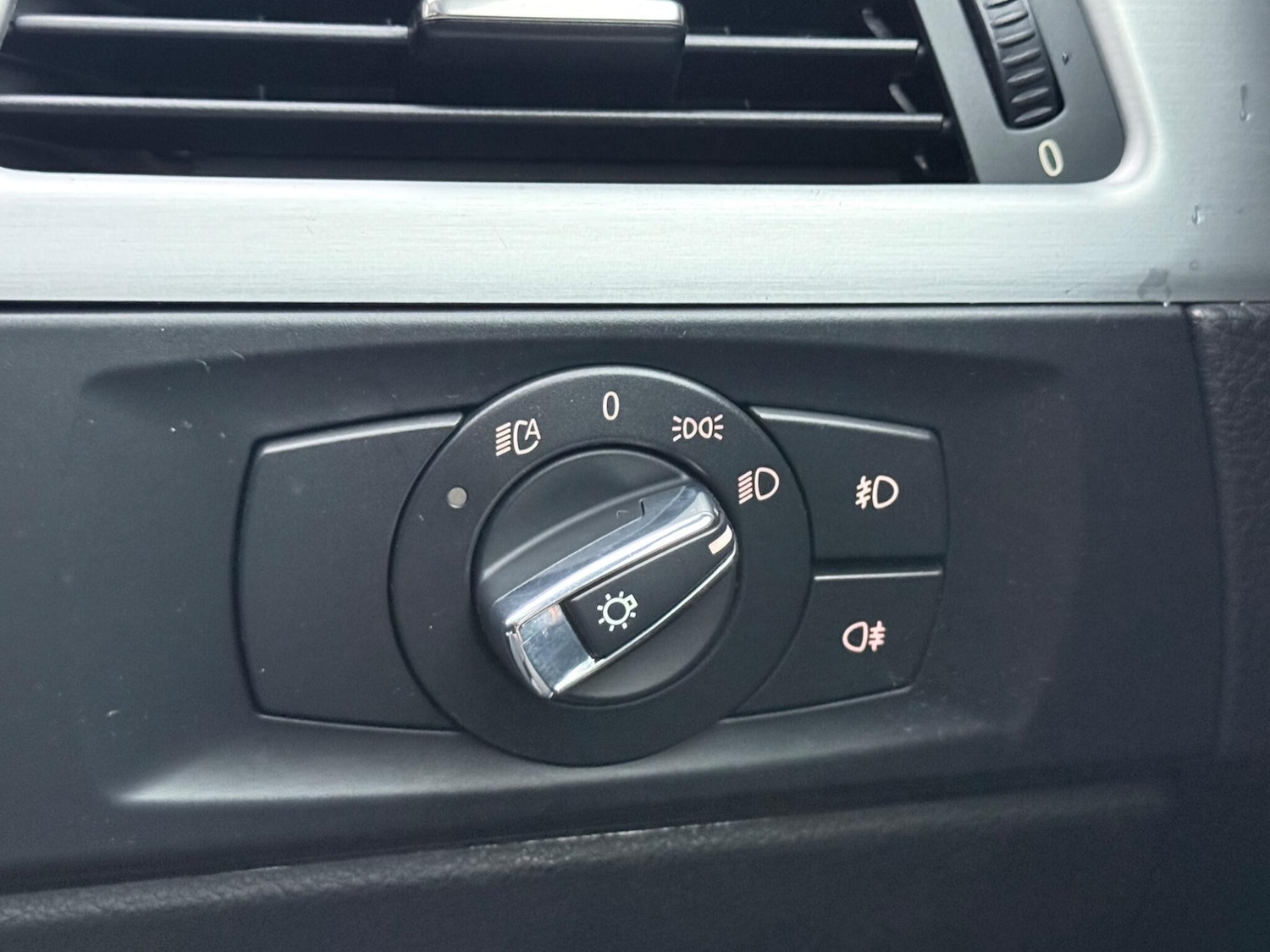 Used BMW 3 Series 2009 for sale - 77425839: Photo 44