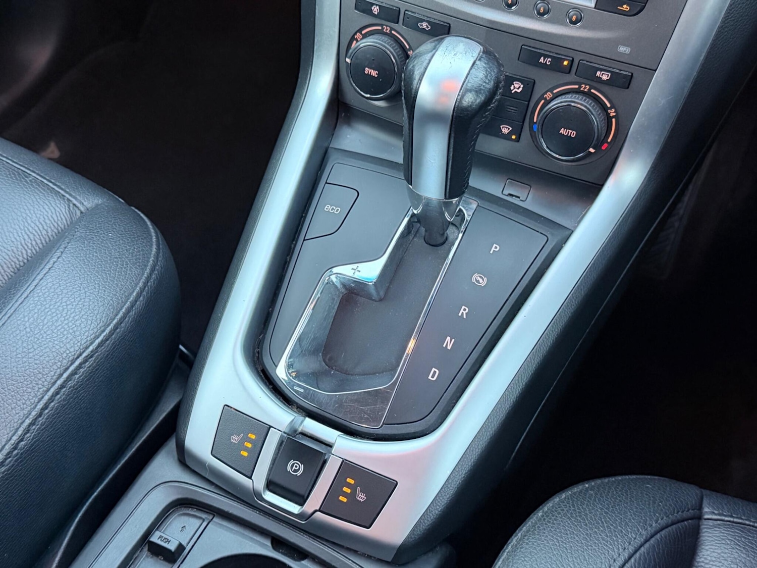 Used Vauxhall Antara 2014 for sale - 77982504: Photo 28