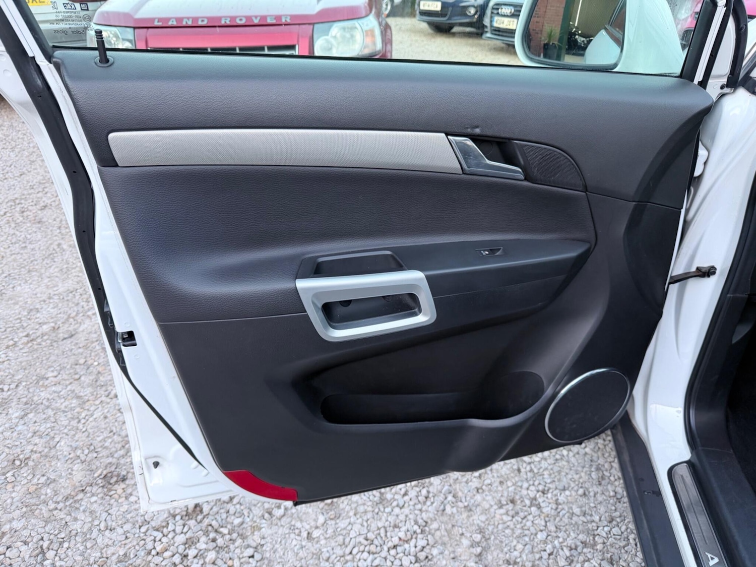 Used Vauxhall Antara 2014 for sale - 77982504: Photo 32