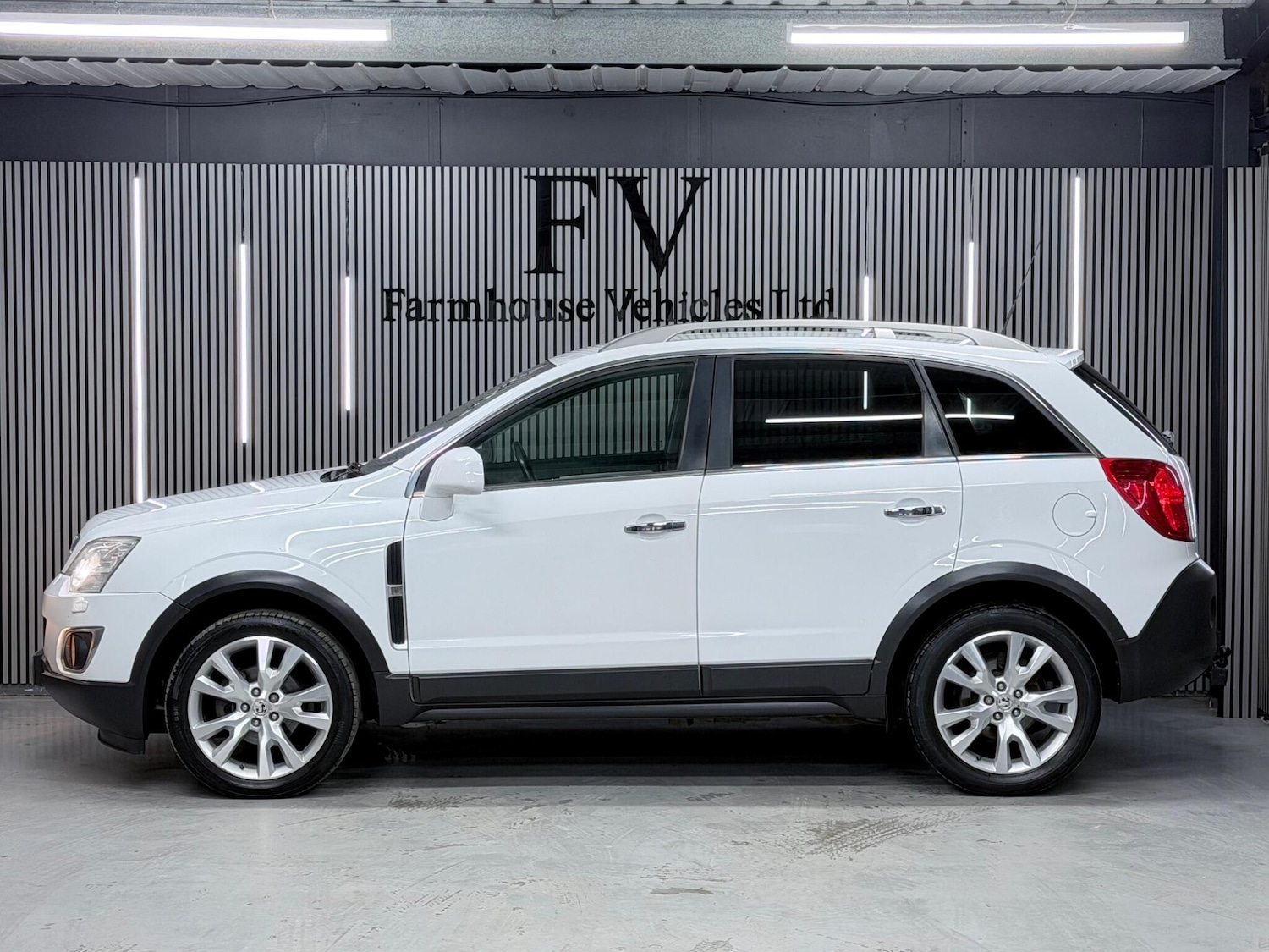 Used Vauxhall Antara 2014 for sale - 77982504: Photo 6