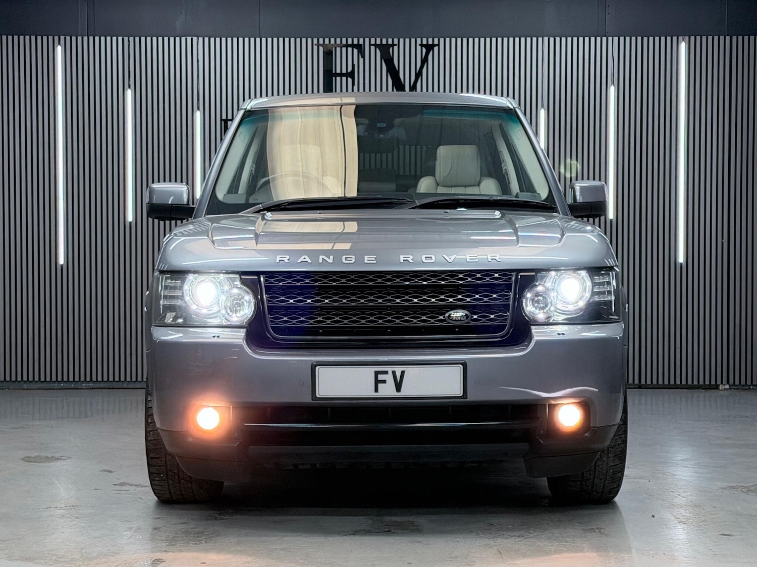 Used Land Rover Range Rover 2012 for sale - 78127974: Photo 2