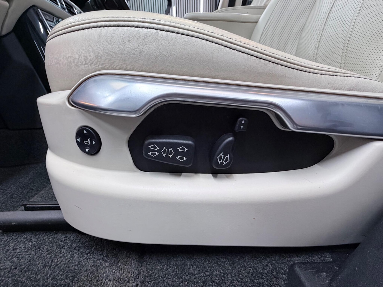 Used Land Rover Range Rover 2012 for sale - 78127974: Photo 33