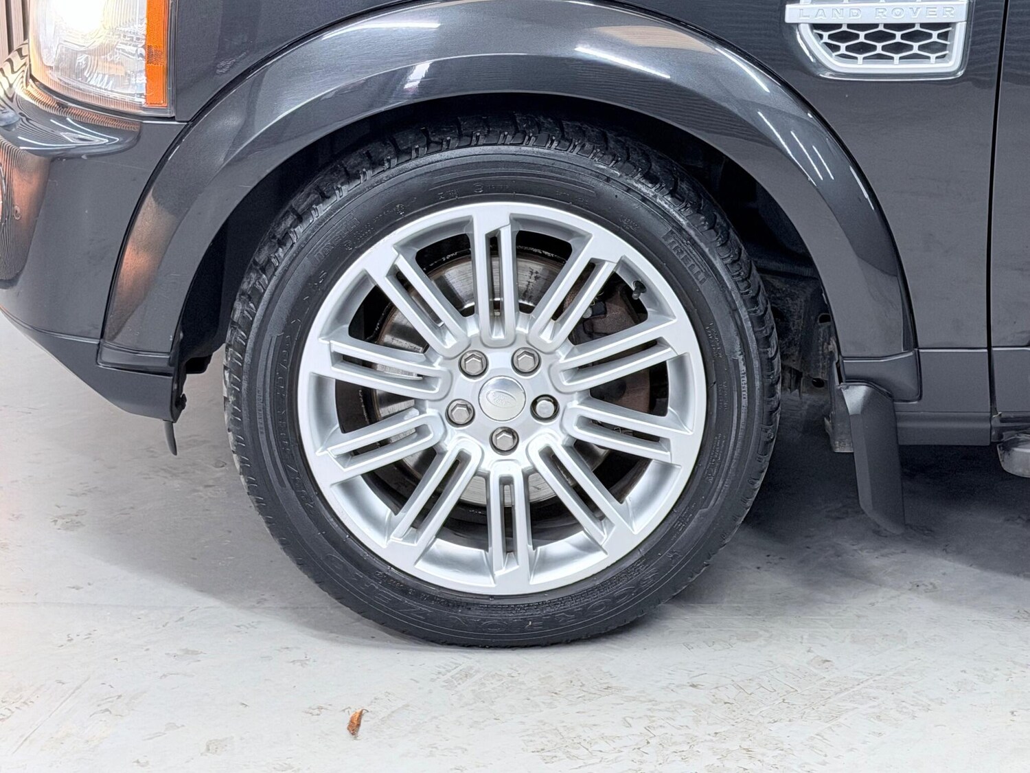 Used Land Rover Discovery 2013 for sale - 77940567: Photo 17