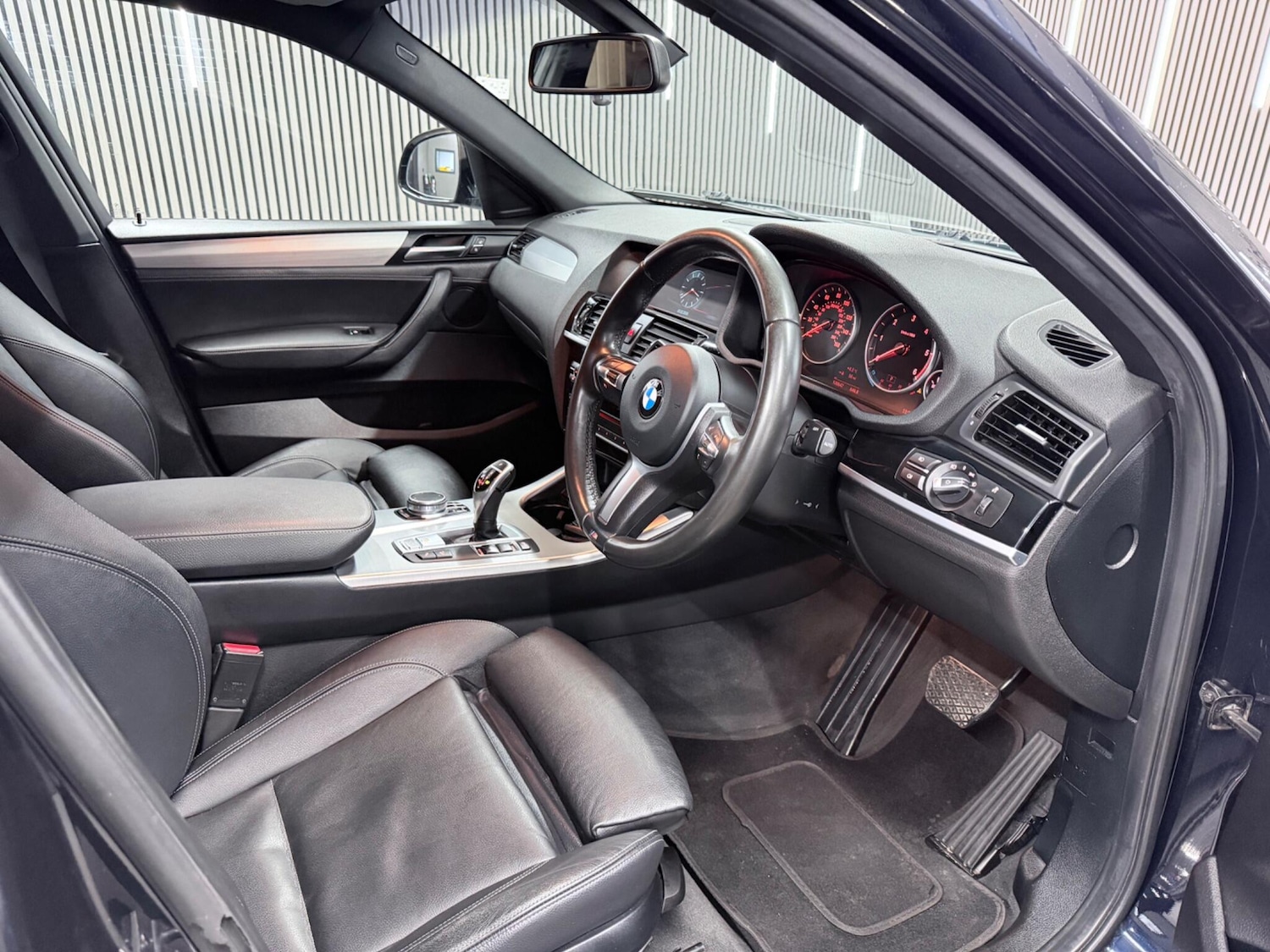 Used BMW X4 2017 for sale - 77425041: Photo 22