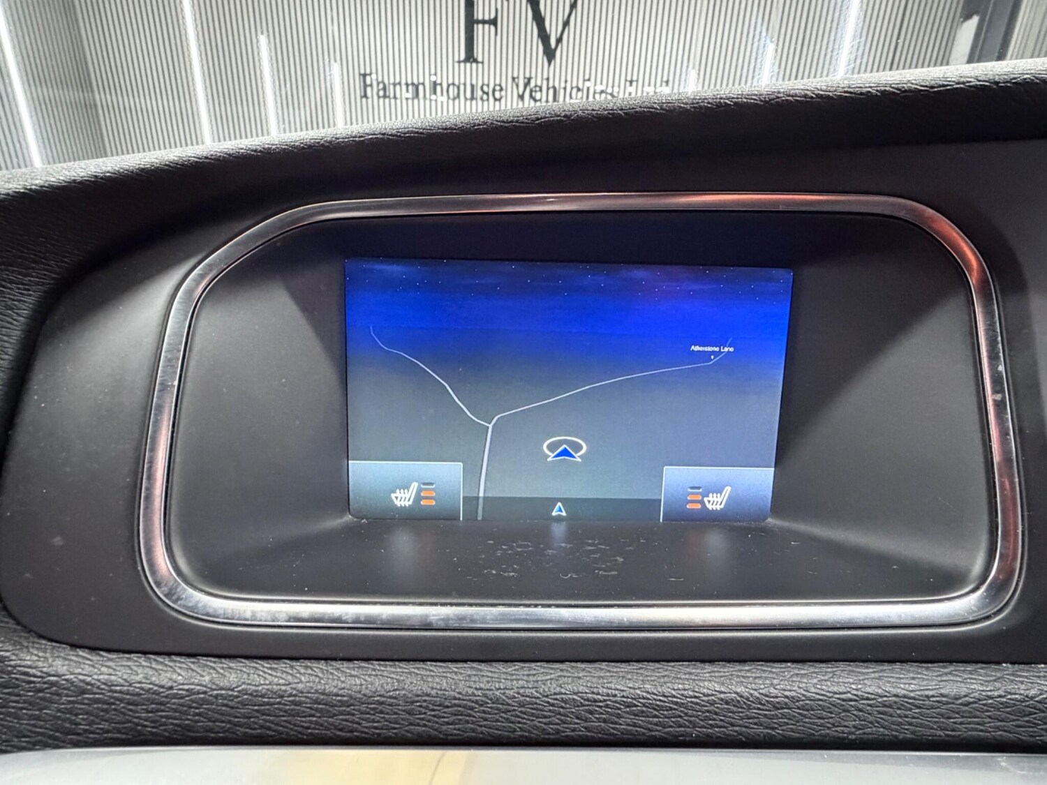 Used Volvo V40 for sale - 77468346: Photo 38