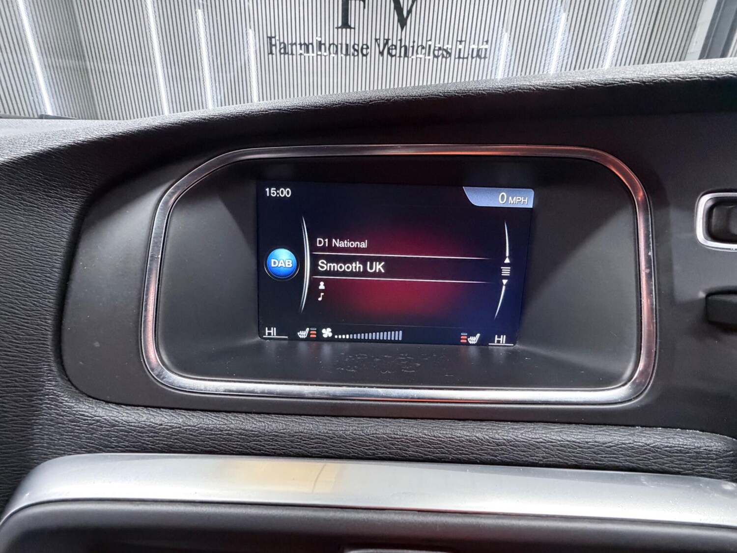 Used Volvo V40 for sale - 77468346: Photo 40