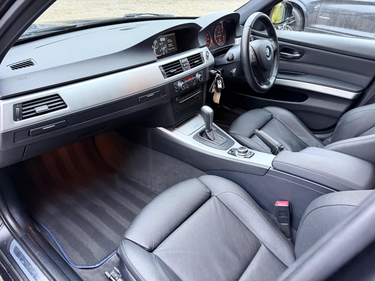 Used BMW 3 Series 2011 for sale - 77550067: Photo 18