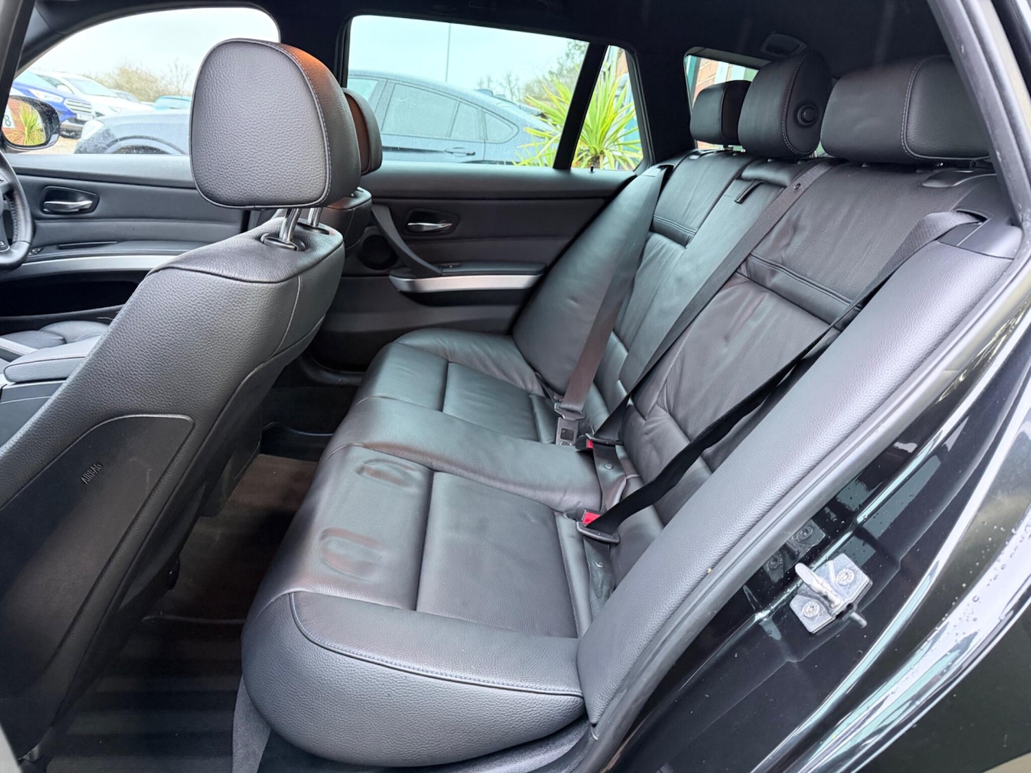 Used BMW 3 Series 2011 for sale - 77550067: Photo 21