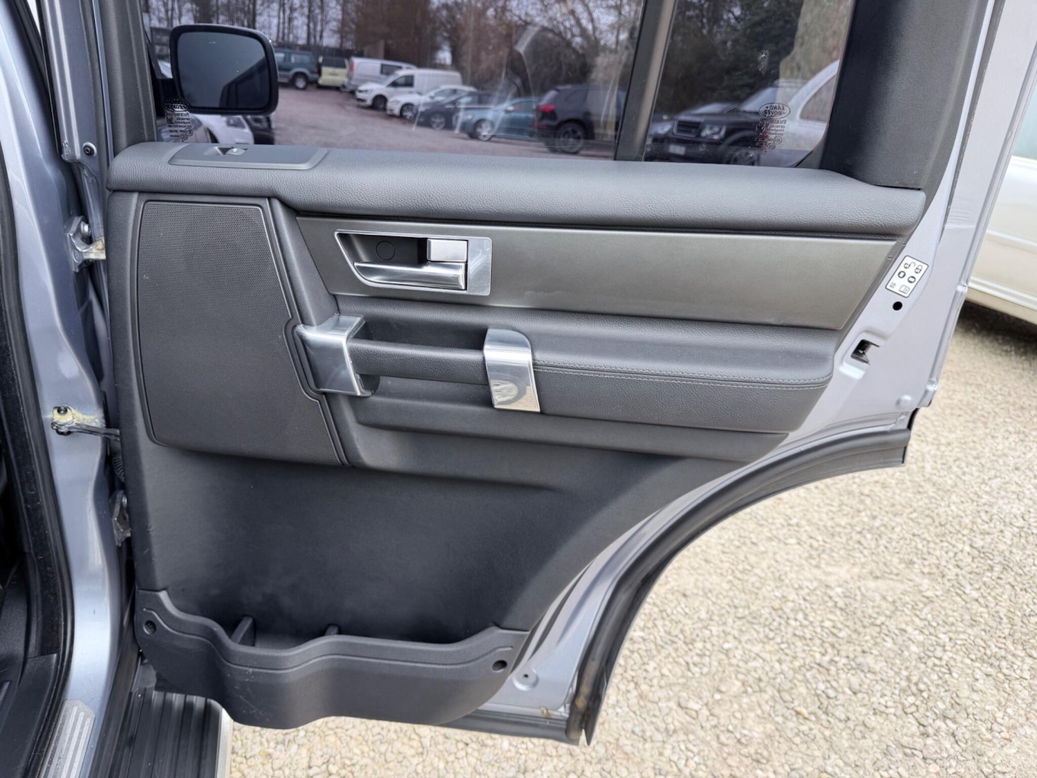 Used Land Rover Discovery 2010 for sale - 78063104: Photo 37