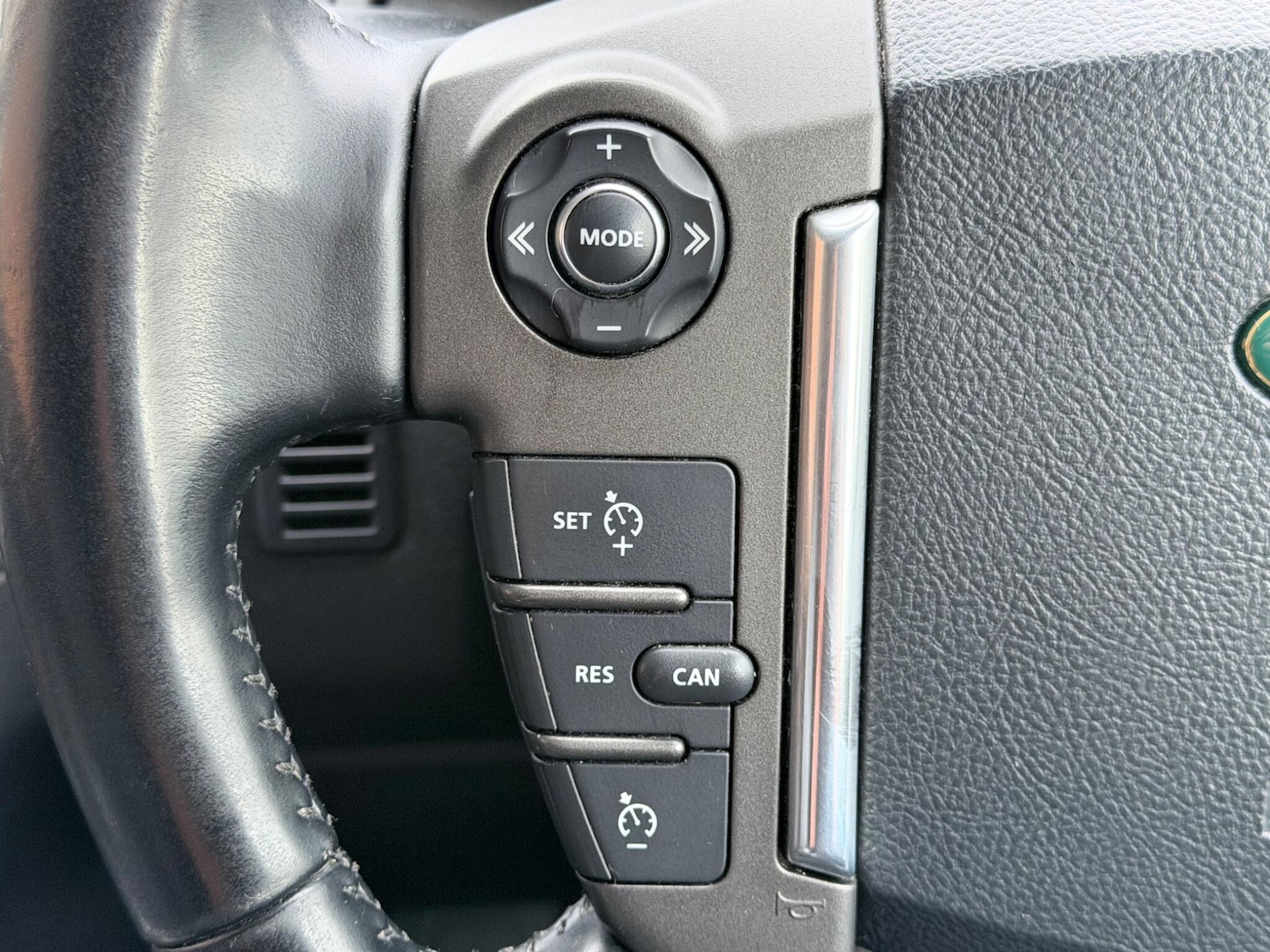 Used Land Rover Discovery 2010 for sale - 78063104: Photo 41