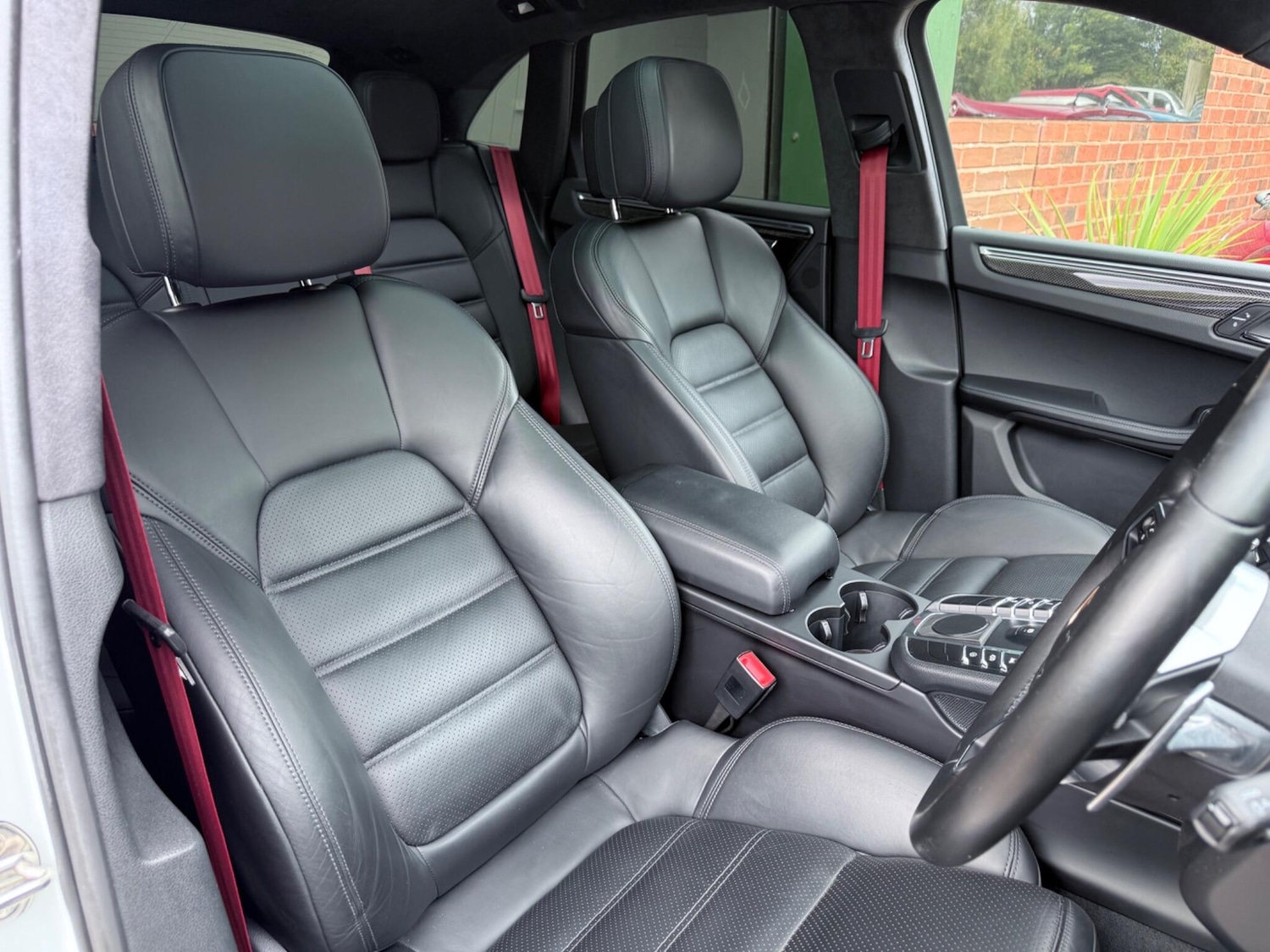 Used Porsche Macan 2016 for sale - 77970523: Photo 25