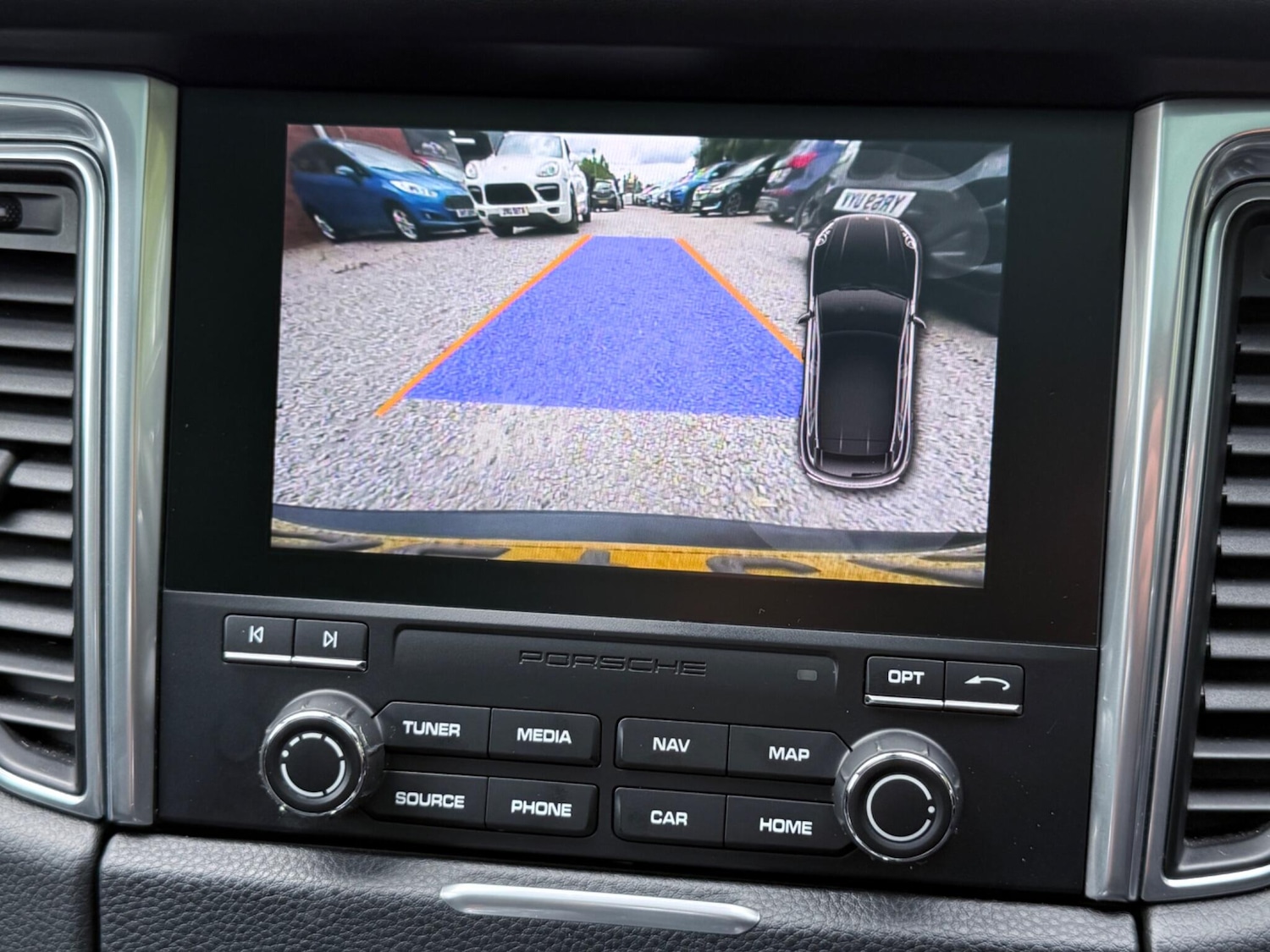 Used Porsche Macan 2016 for sale - 77970523: Photo 28