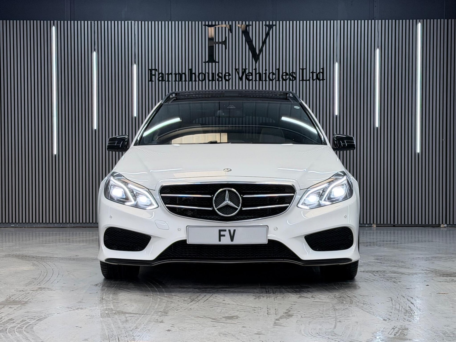 Used Mercedes-Benz E Class 2016 for sale - 78034560: Photo 2