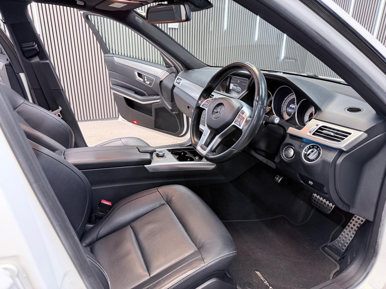 Used Mercedes-Benz E Class 2016 for sale - 78034560: Photo 25