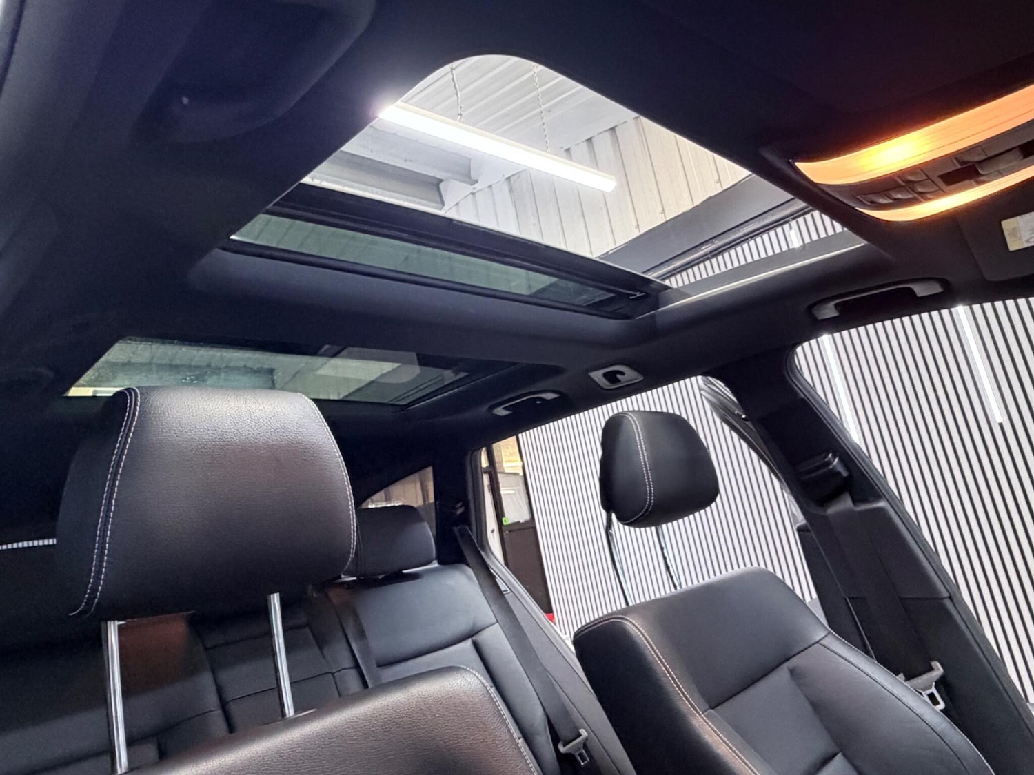 Used Mercedes-Benz E Class 2016 for sale - 78034560: Photo 45