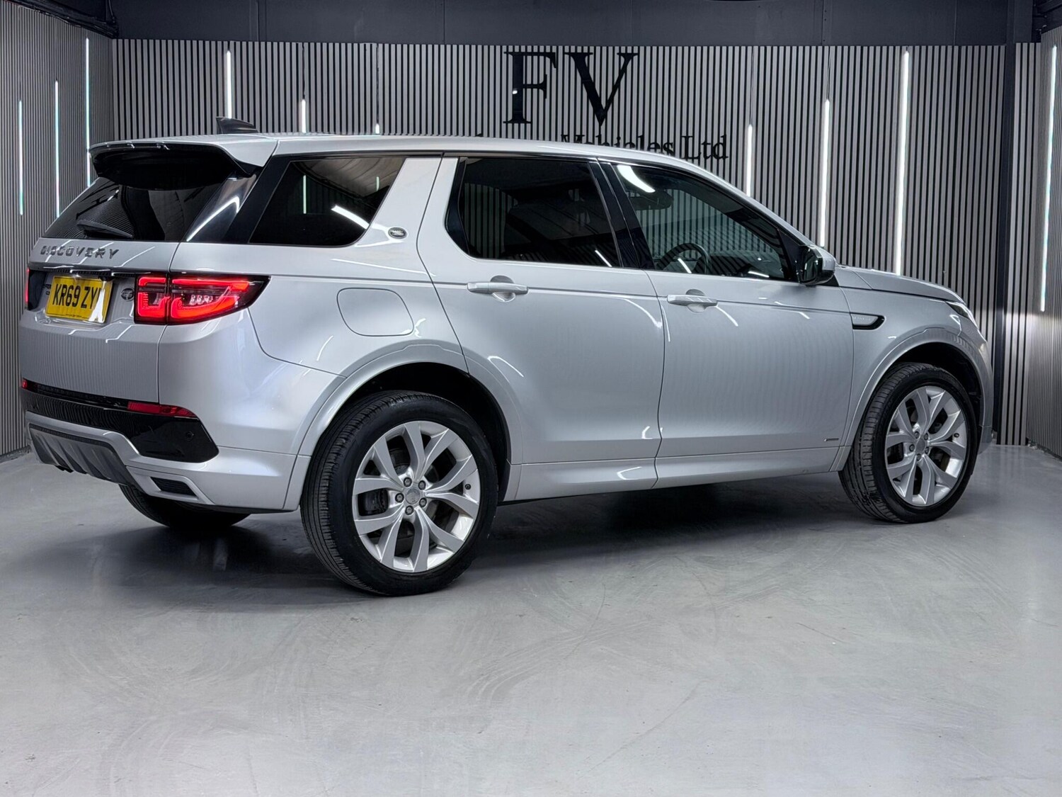 Used Land Rover Discovery Sport 2019 for sale - 77970030: Photo 16
