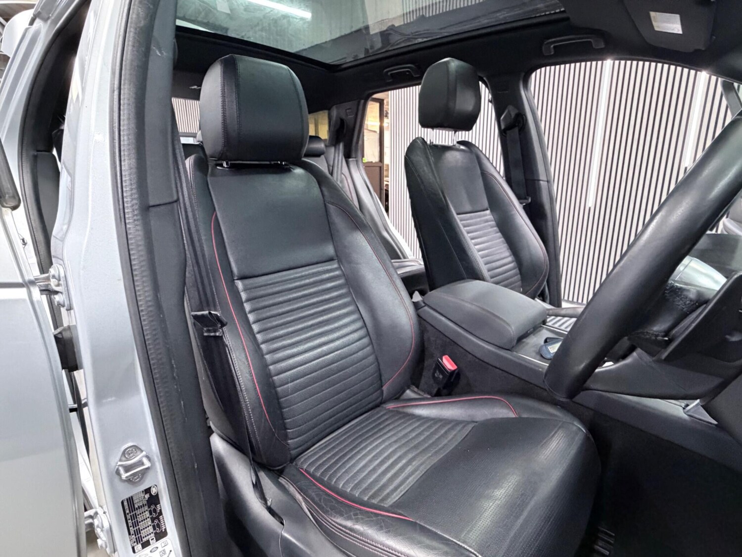 Used Land Rover Discovery Sport 2019 for sale - 77970030: Photo 24