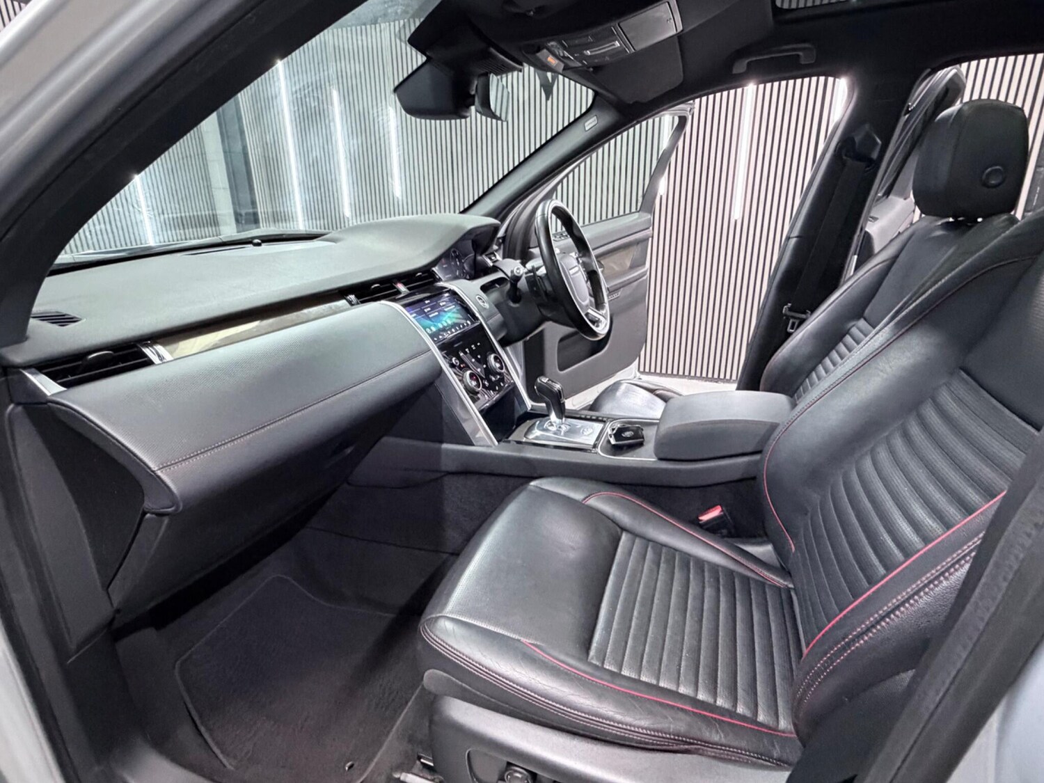 Used Land Rover Discovery Sport 2019 for sale - 77970030: Photo 26