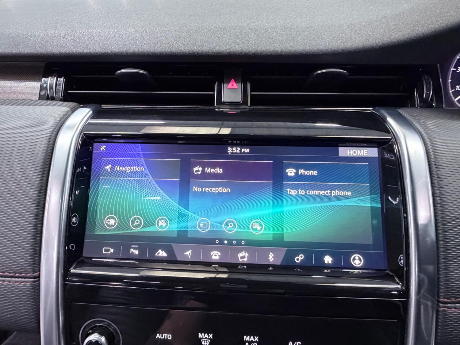 Used Land Rover Discovery Sport 2019 for sale - 77970030: Photo 31