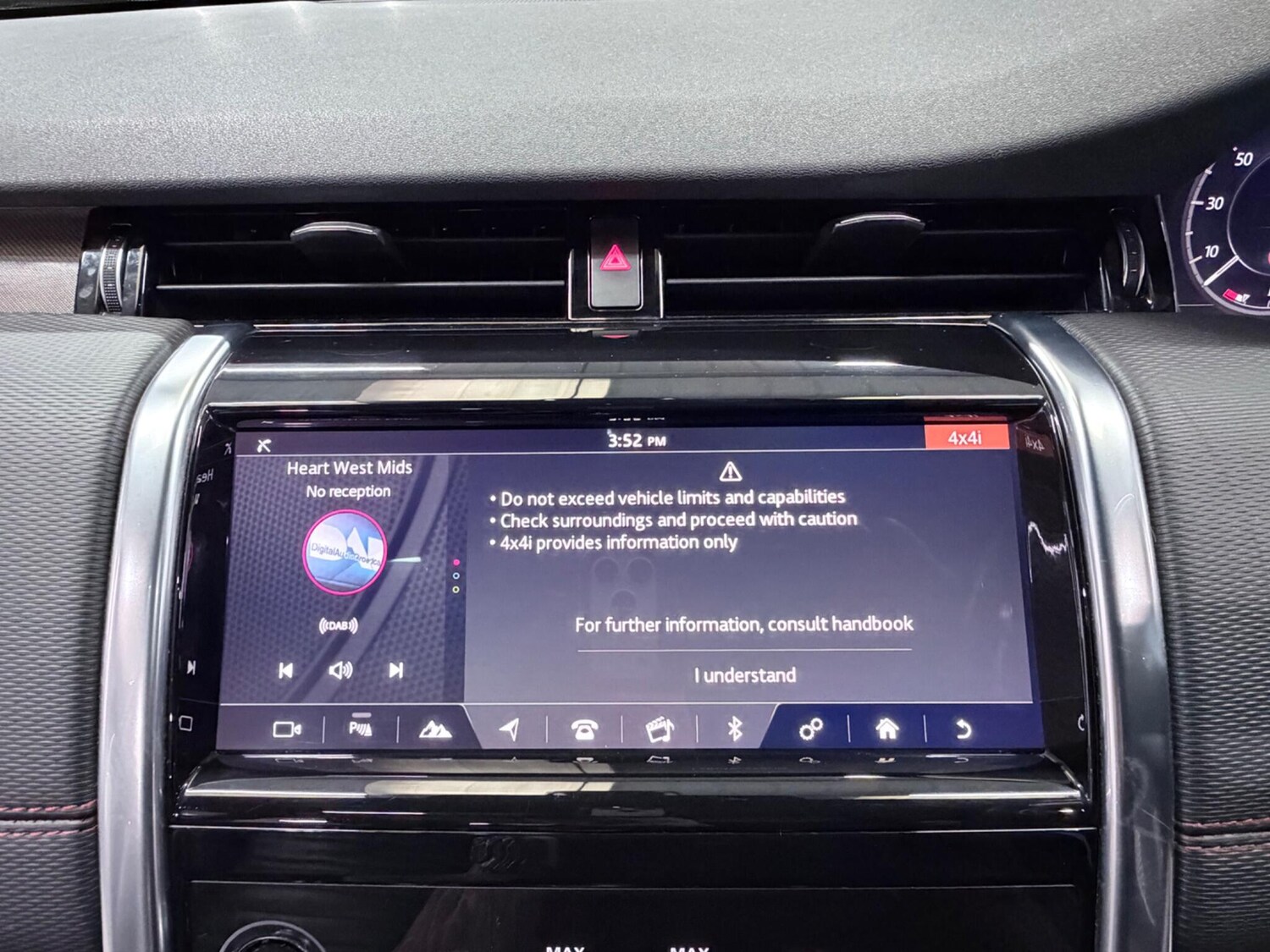 Used Land Rover Discovery Sport 2019 for sale - 77970030: Photo 35