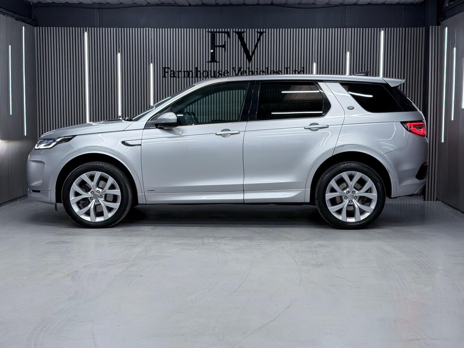 Used Land Rover Discovery Sport 2019 for sale - 77970030: Photo 7