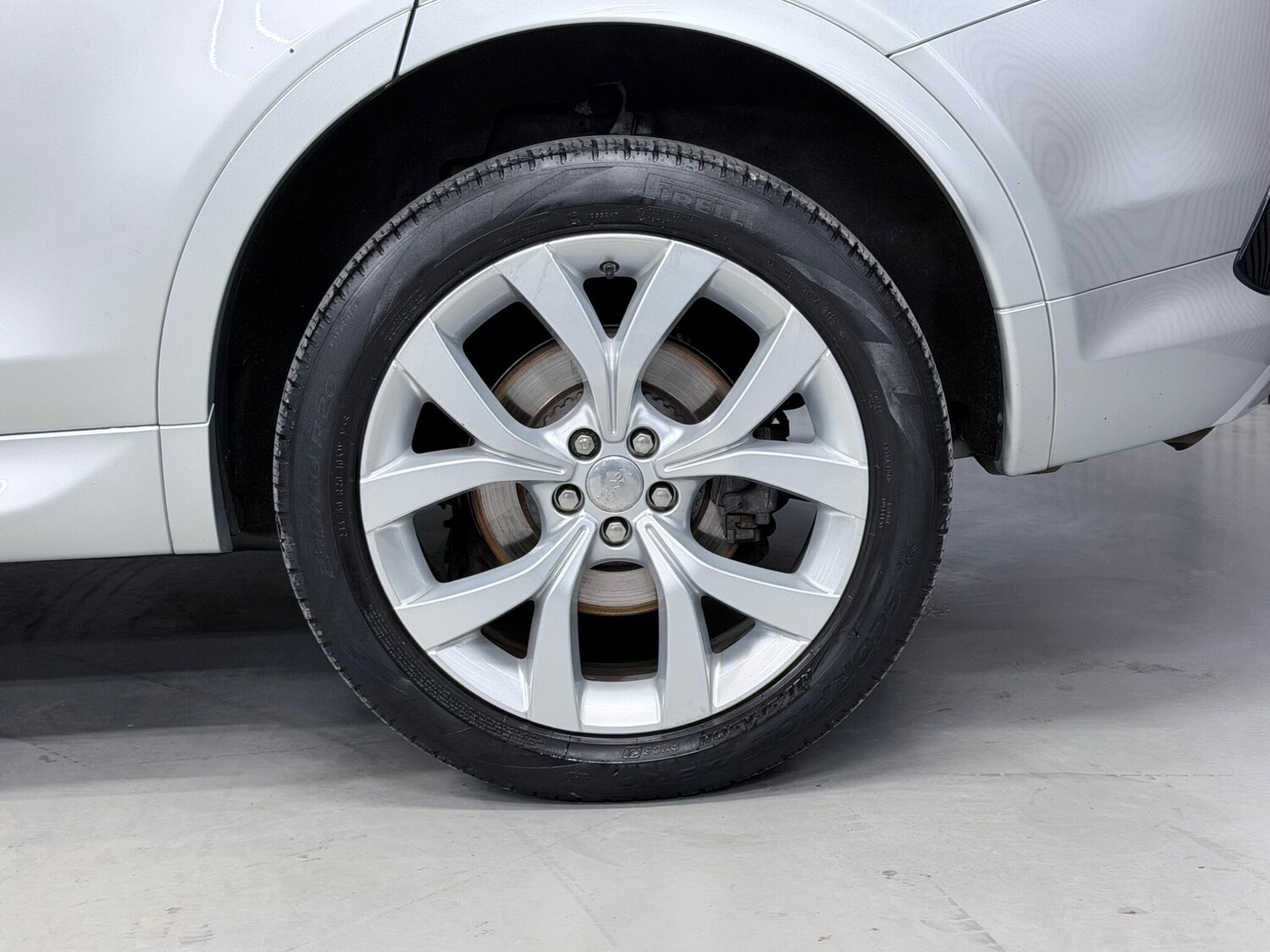 Used Land Rover Discovery Sport 2019 for sale - 77970030: Photo 9