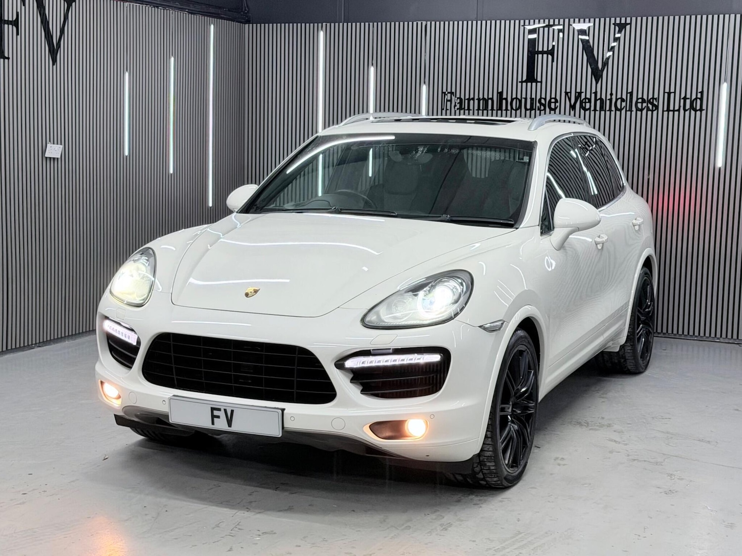 Used Porsche Cayenne 2010 for sale - 77114183: Photo 10