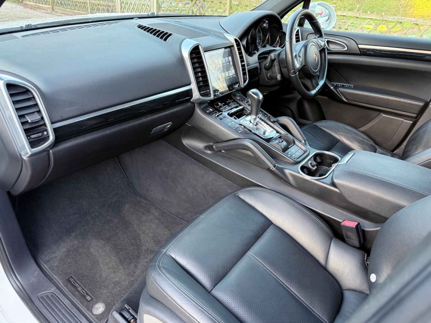 Used Porsche Cayenne 2010 for sale - 77114183: Photo 16