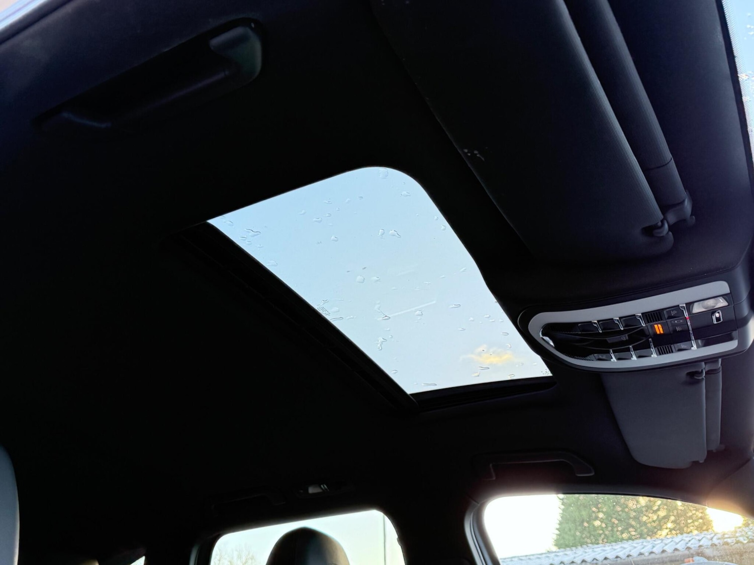 Used Porsche Cayenne 2010 for sale - 77114183: Photo 21