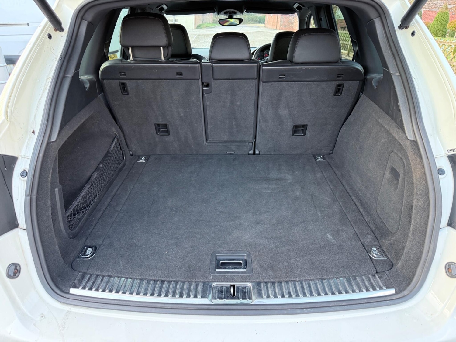 Used Porsche Cayenne 2010 for sale - 77114183: Photo 37