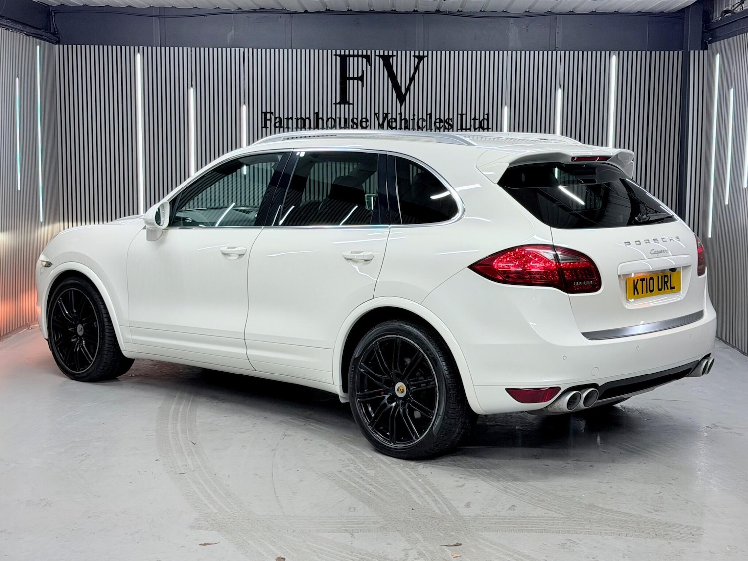 Used Porsche Cayenne 2010 for sale - 77114183: Photo 6